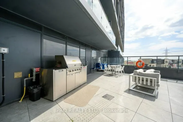 Additional image 34 of 3210 Dakota Common Unit A418