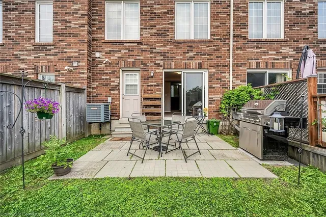 Additional image 38 of 21 Hepworth Cres