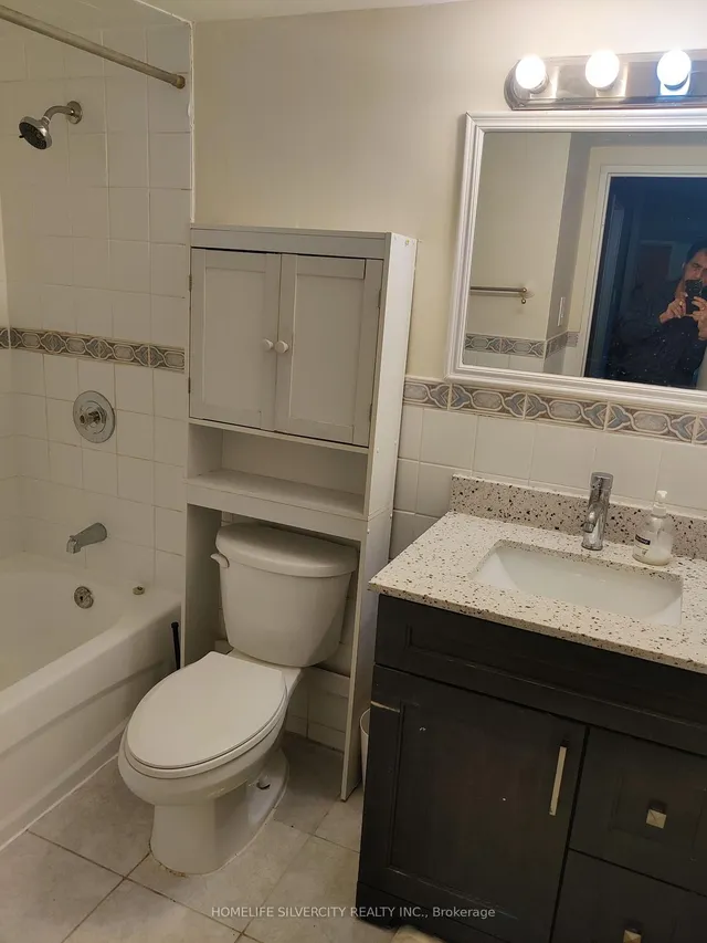 Additional image 4 of 3555 Derry Rd Unit 206