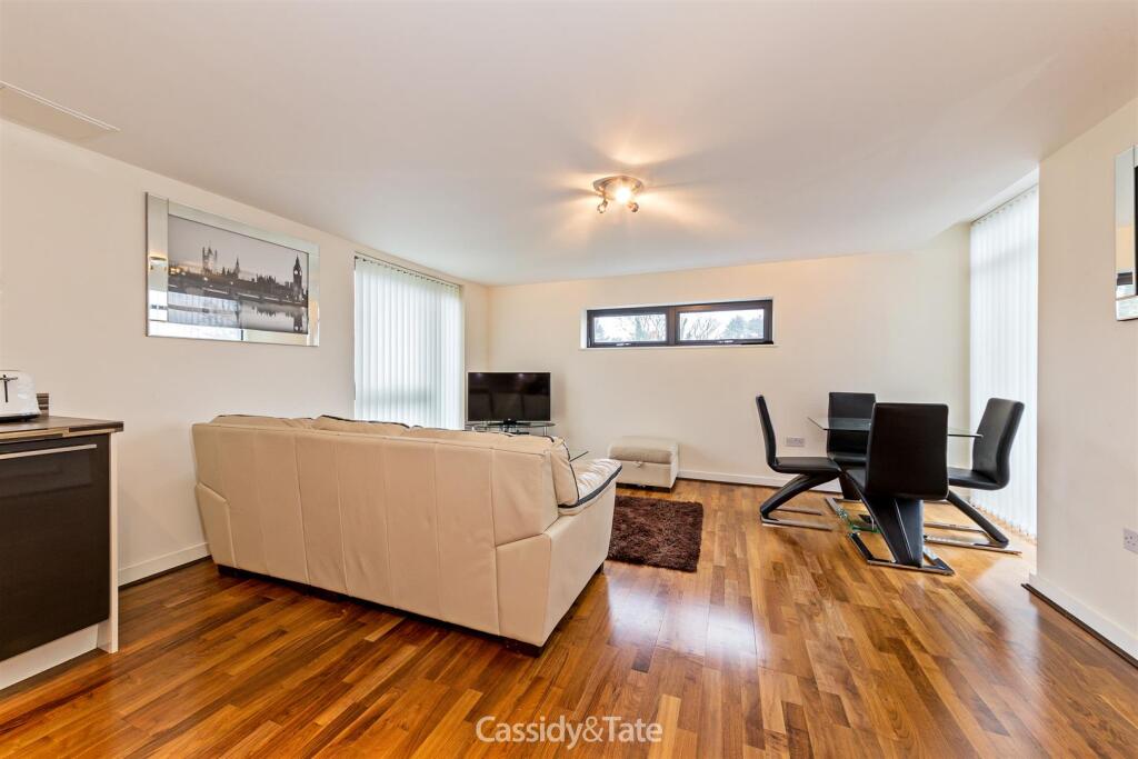 Additional image 16 of Winchester Court,Newsome Place,St Albans,Hertfordshire