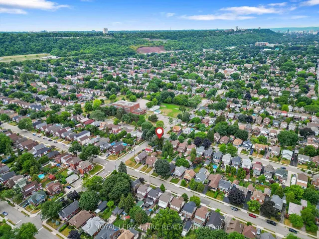 Additional image 41 of 107 Wexford Ave