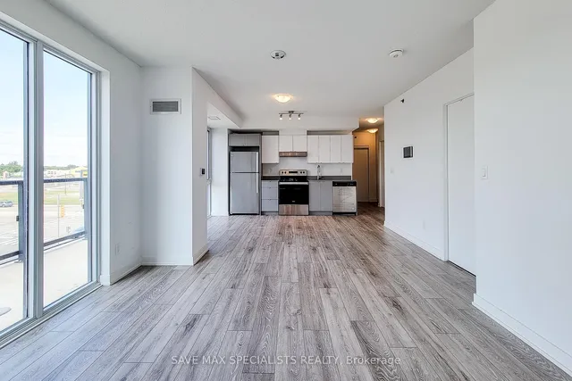 Additional image 13 of 3200 Dakota Common Unit B403