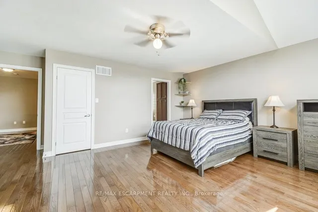 Additional image 25 of 33 Lockman Dr