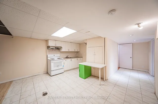 Additional image 18 of 60 Gage Ave