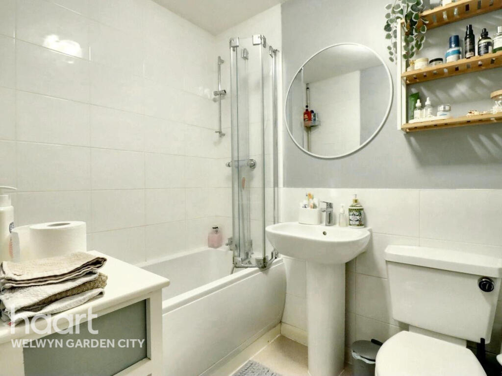 Additional image 10 of Forresters Drive, Welwyn Garden City