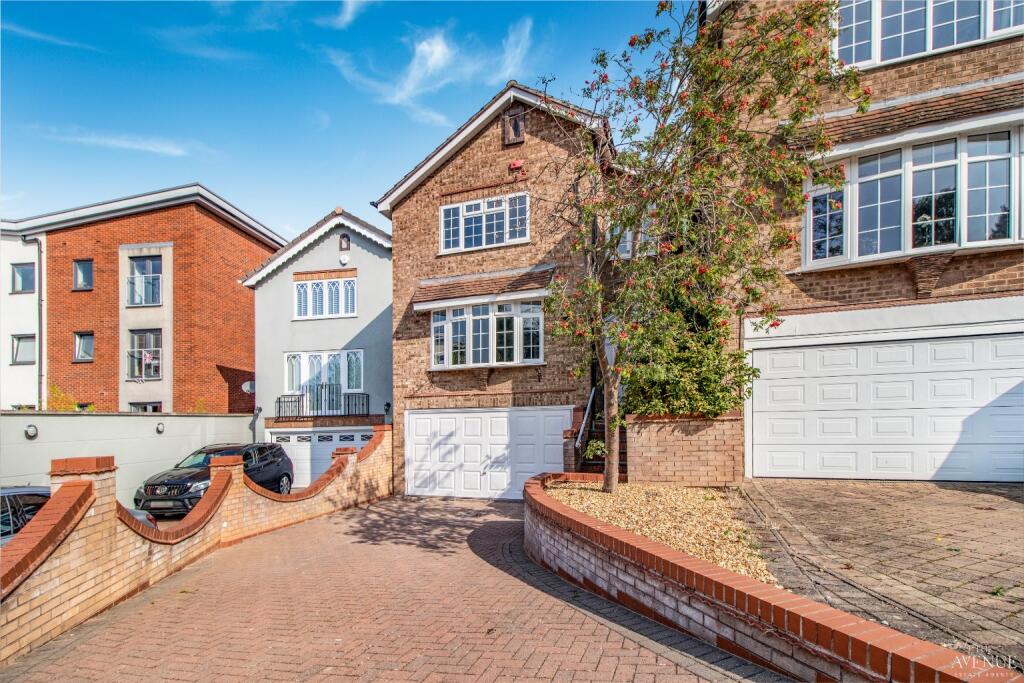 Property image for Ridgewood Drive, Sutton Coldfield, West Midlands, B75 6TR
