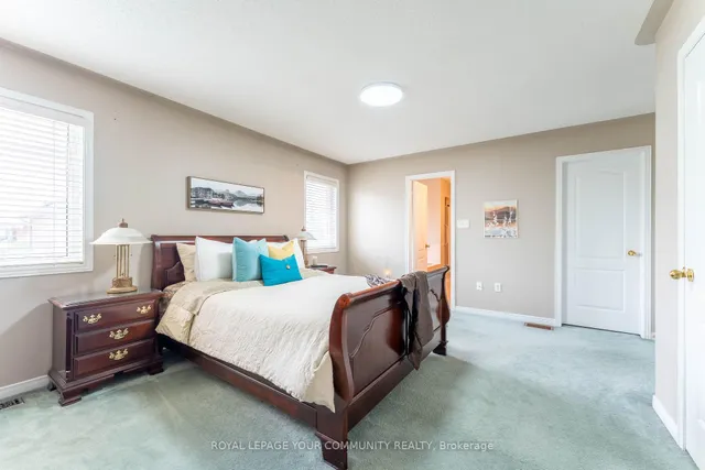 Additional image 23 of 57 Mainard Cres