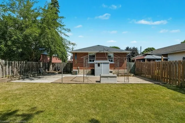 Additional image 31 of 111 Castlefield Dr