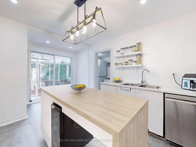 Additional image 20 of 71 East 24th St