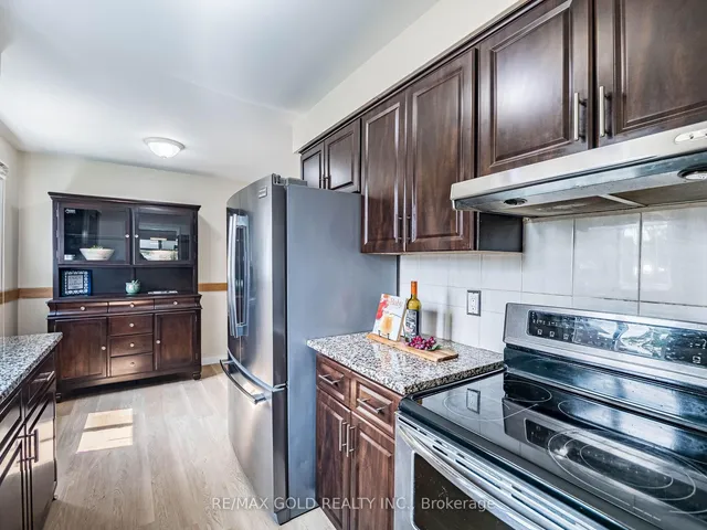 Additional image 12 of 33 St. Emilion Way