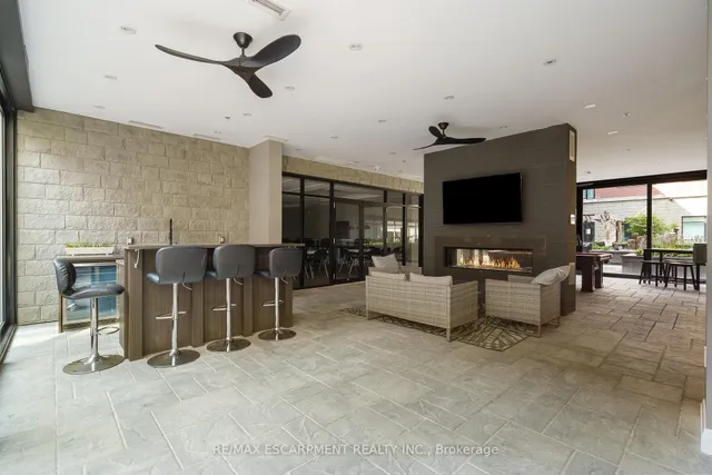 Additional image 43 of 1 Redfern Ave Unit 127