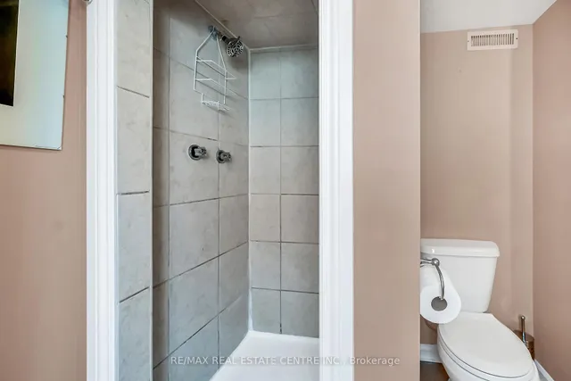 Additional image 24 of 169 Pottruff Rd