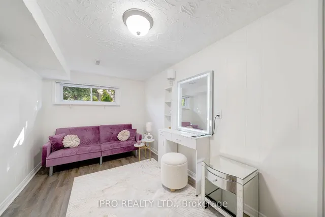 Additional image 25 of 731 Hager Ave