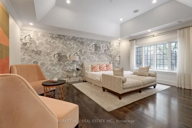 Additional image 19 of 8 Hillholm Rd