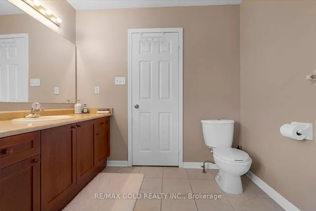 Additional image 25 of 6 Farad Crt