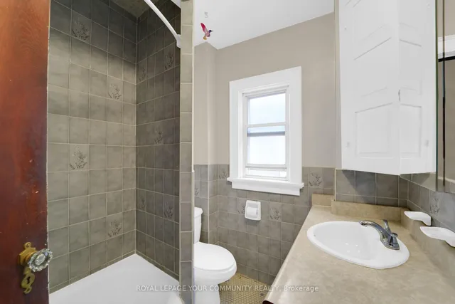 Additional image 29 of 8 Snowdon Ave