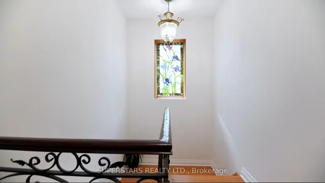 Additional image 17 of 51 Abitibi Ave