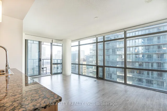 37 Grosvenor St Unit 1602