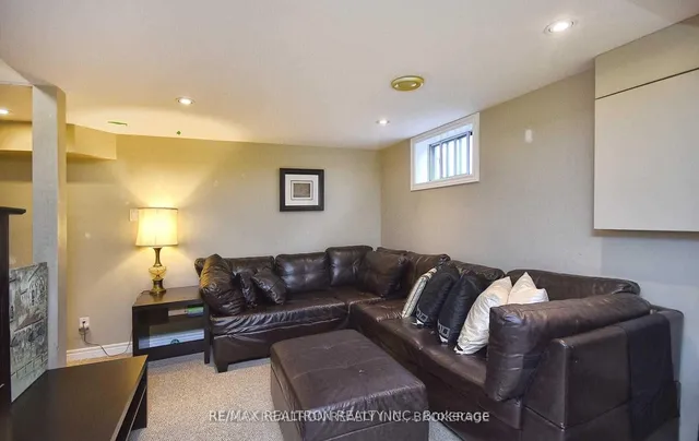 Additional image 32 of 74 Goulding Ave