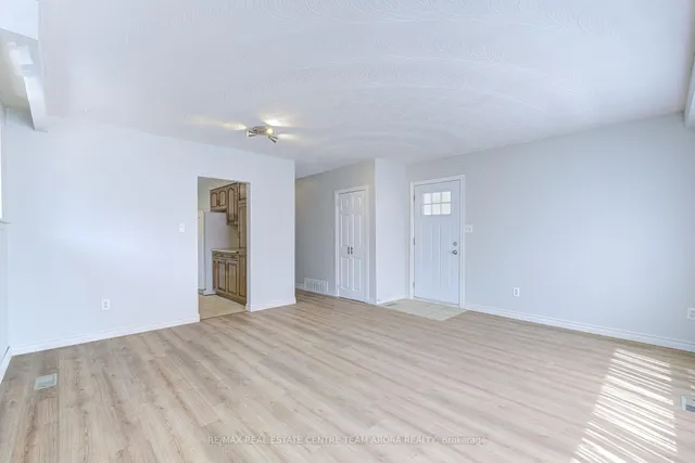 Additional image 5 of 28 Burgby Ave