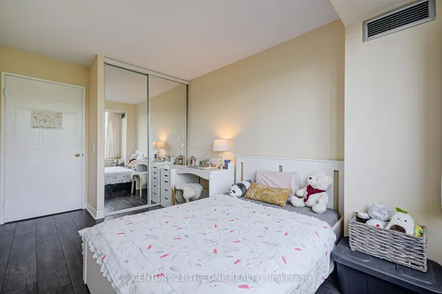 Additional image 29 of 238 Doris Ave Unit 605