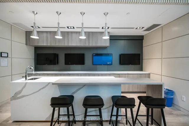 Additional image 43 of 223 St. Clair Ave Unit 614