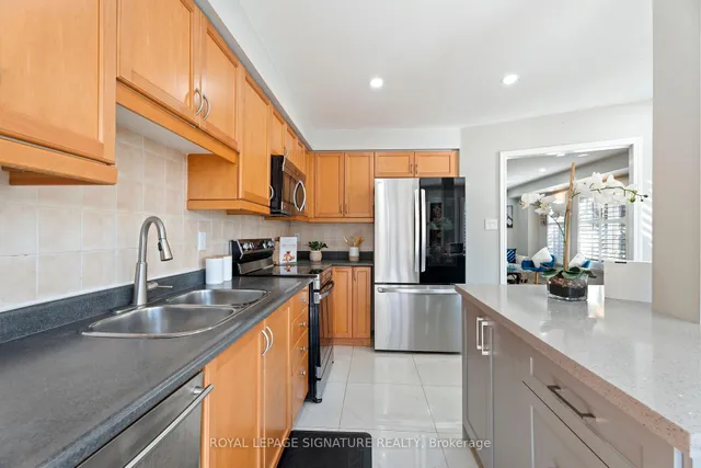 Additional image 10 of 851 Genovese Pl