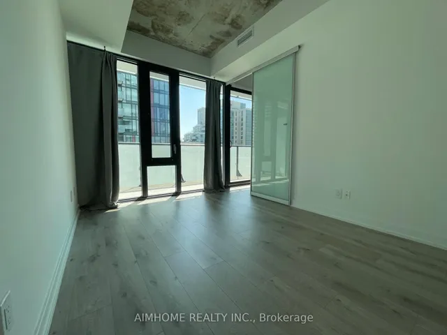 Additional image 10 of 161 Roehampton Ave Unit 1109