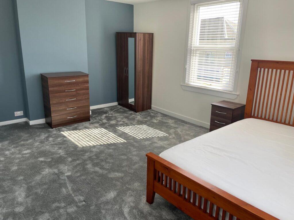 Additional image 2 of Room above Pershore Road, Stirchley, Birmingham B30 2JL