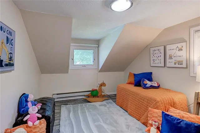 Additional image 26 of 657 Greenwood Dr