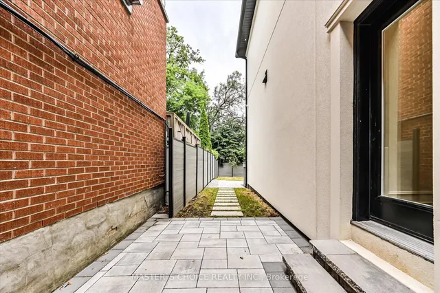 Additional image 40 of 382 St Clements Ave