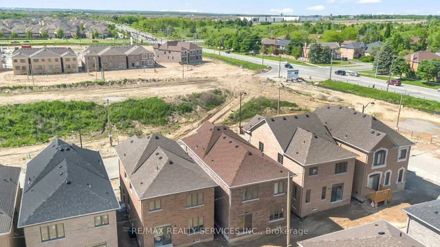 Additional image 15 of 34 Sapwood Cres