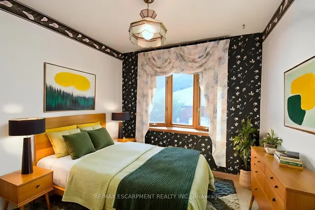 Additional image 24 of 33 Dubarry Blvd