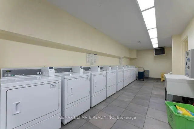 Additional image 25 of 541 Blackthorn Ave Unit 1202