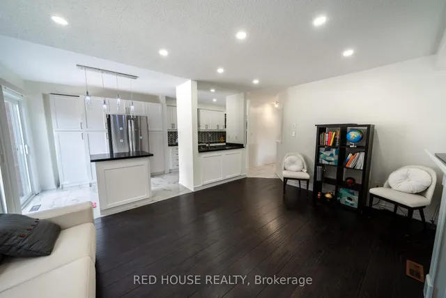 Additional image 21 of 78 Passfield Tr