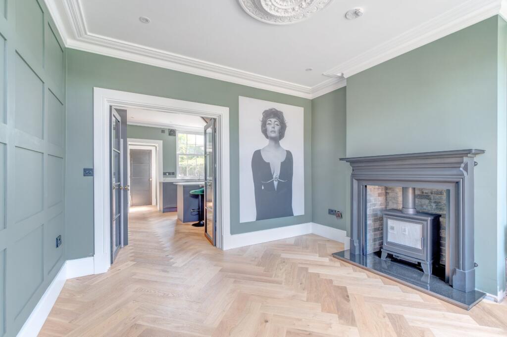 Additional image 2 of Foregate Street, Astwood Bank, Redditch, Worcestershire, B96