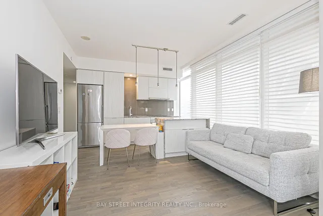 Additional image 4 of 1 Bloor St Unit 1110