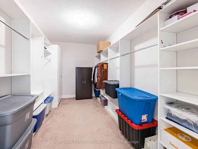 Additional image 24 of 28 Elbern Markell Dr