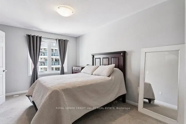 Additional image 29 of 118 Baycliffe Cres