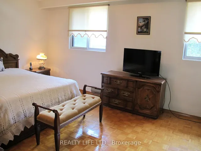 Additional image 16 of 4 Rosalie Ave