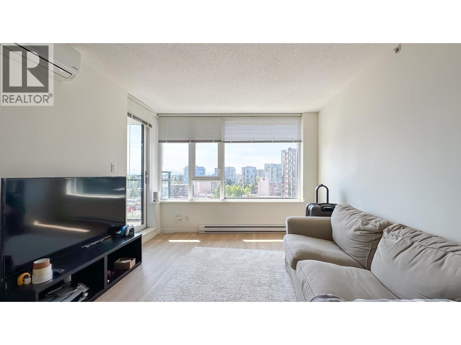 1307 7733 FIRBRIDGE WAY|Richmond, British Columbia V6X0M7