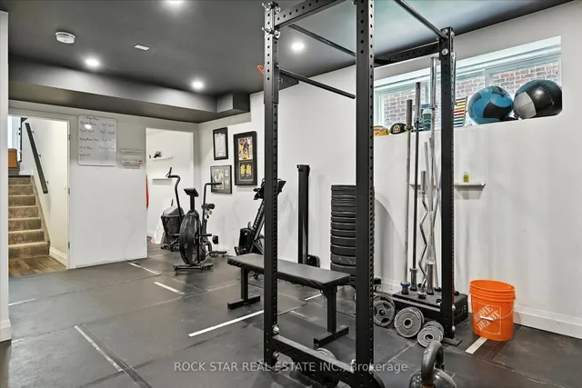 Additional image 32 of 27 Blackburn Lane