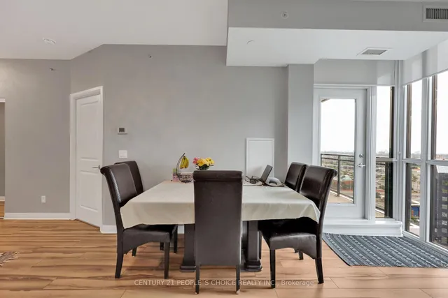 Additional image 32 of 75 Eglinton Ave Unit 1403