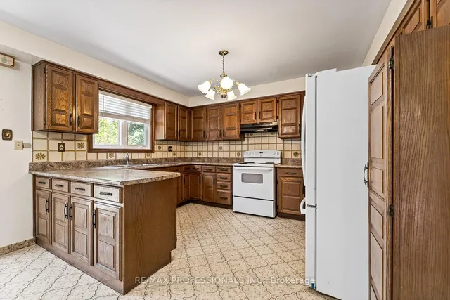 Additional image 16 of 8 St Phillips Rd