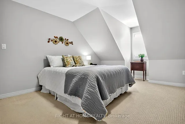 Additional image 22 of 18 Rolling Lane