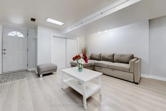 Additional image 23 of 157 Emerson Ave