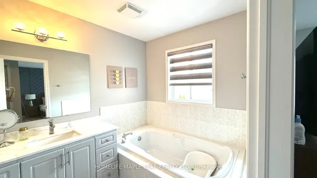 Additional image 21 of 22 Allangrove Dr