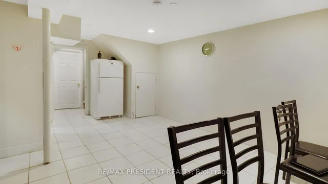 Additional image 25 of 41 Stalbridge Ave