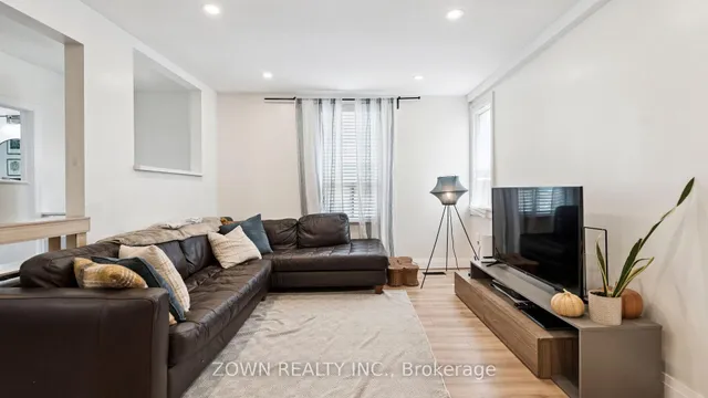 Additional image 15 of 64 Sheaffe St