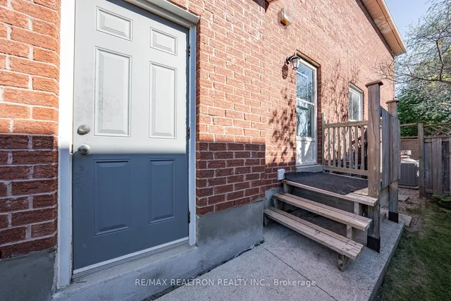 Additional image 38 of 221 Old Orchard Circ